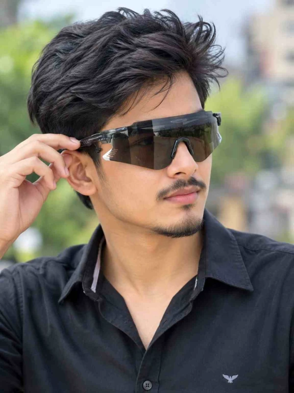Sunglass