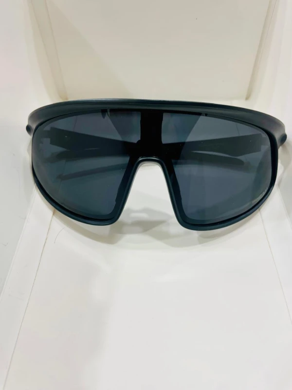 Oakley Sutro Style Oversized Matte Black Shield Sports Sunglass